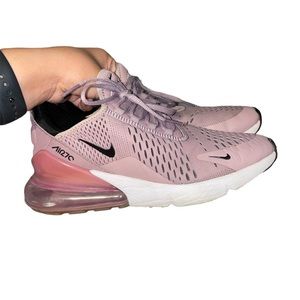 Nike Air Max 270 - Size 5.5Y (Size 7 Womens)